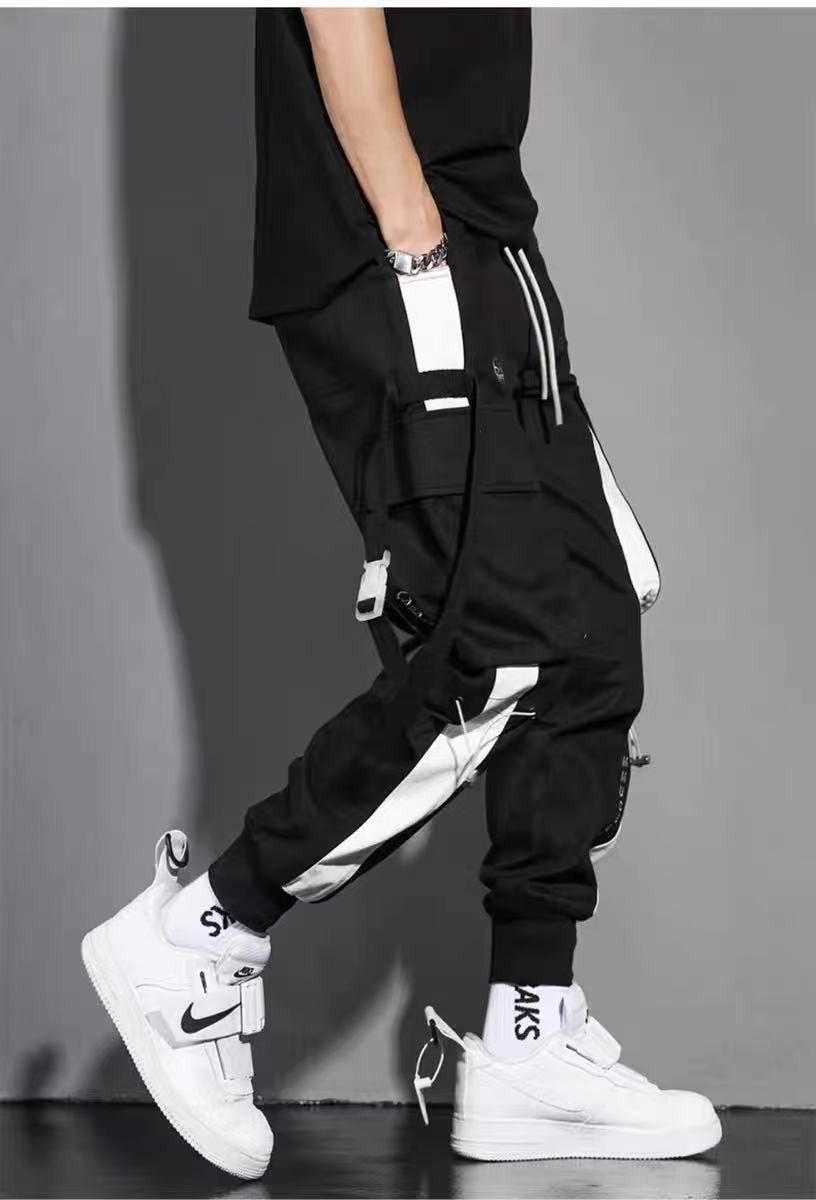 Reflective Stripe Cargo Joggers: Fashionable Streetwear Hip Hop Cargo  Sweatpants For Men With Black And White Patchwork For Men H1223 From  Mengyang04, $20.84 | DHgate.Com